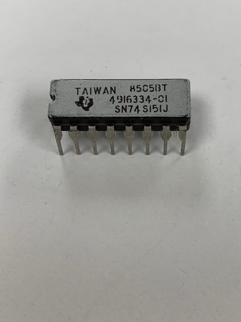 4916334-01