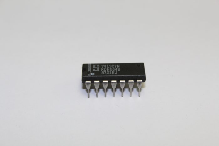 74LS27N
