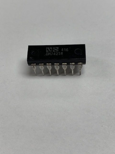 DM7425N