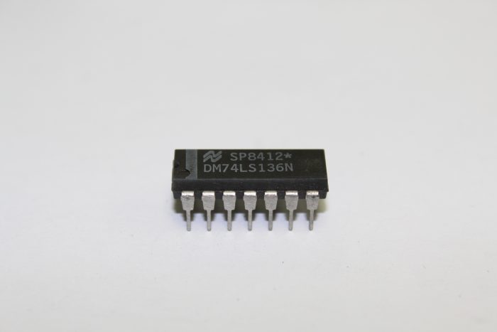 DM74LS136N