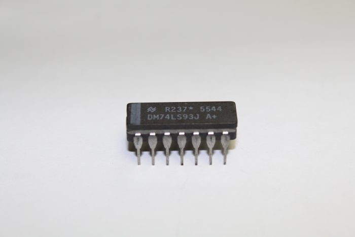 DM74LS93J