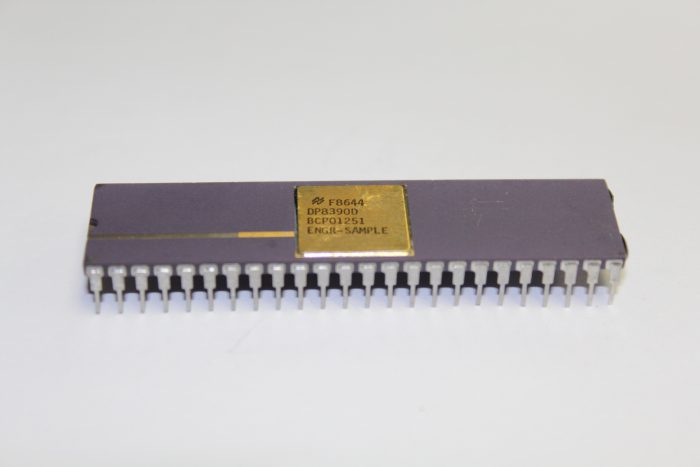 DP8390D