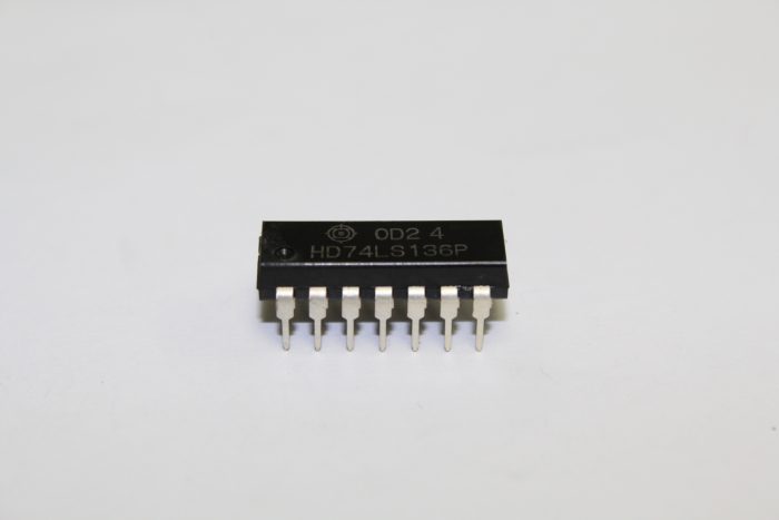HD74LS136P