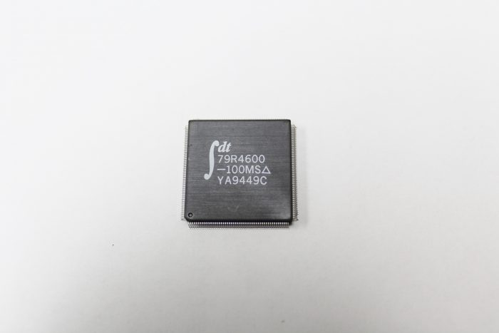 IDT79R4600-100MS