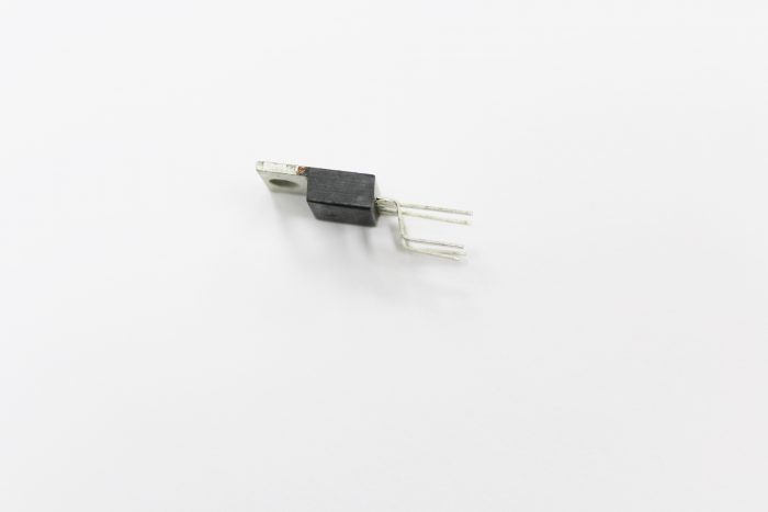 LM2935TV