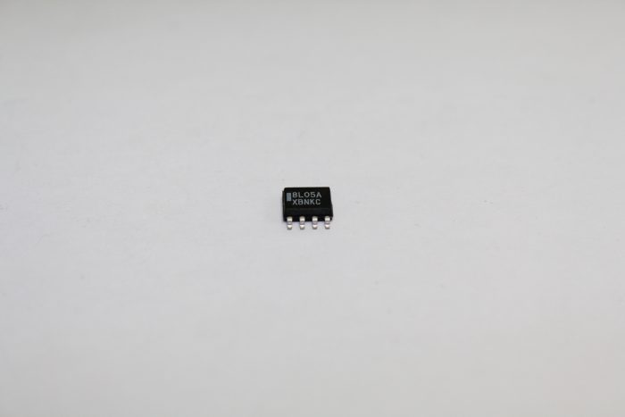 MC78L05AC