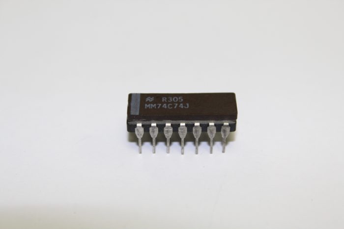 MM74C74J