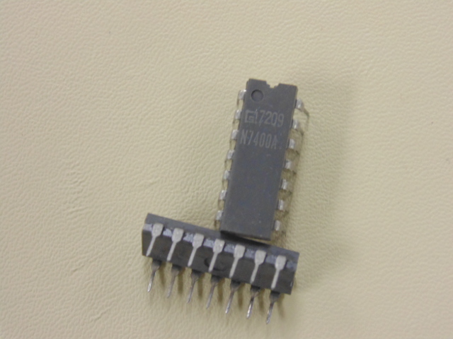 n7400a