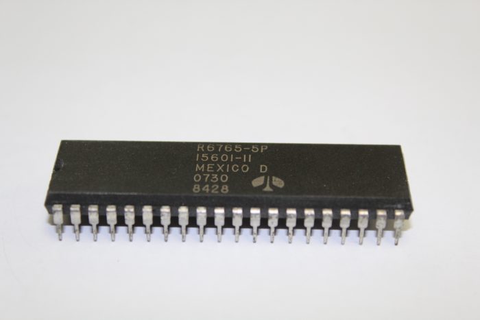 R6765P15601-11