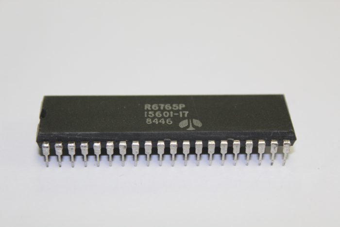 R6765P15601-17