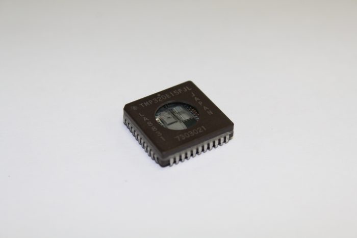 TMP320E15FJL
