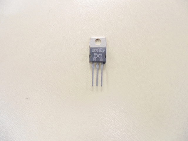 UA7915CP