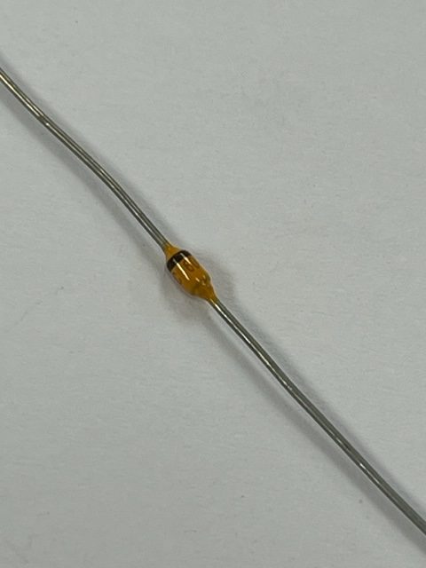 UM6001B